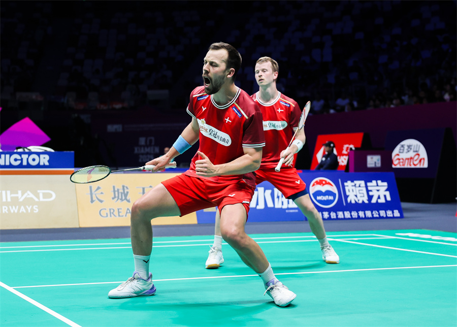 场篮球比赛 场篮球比赛