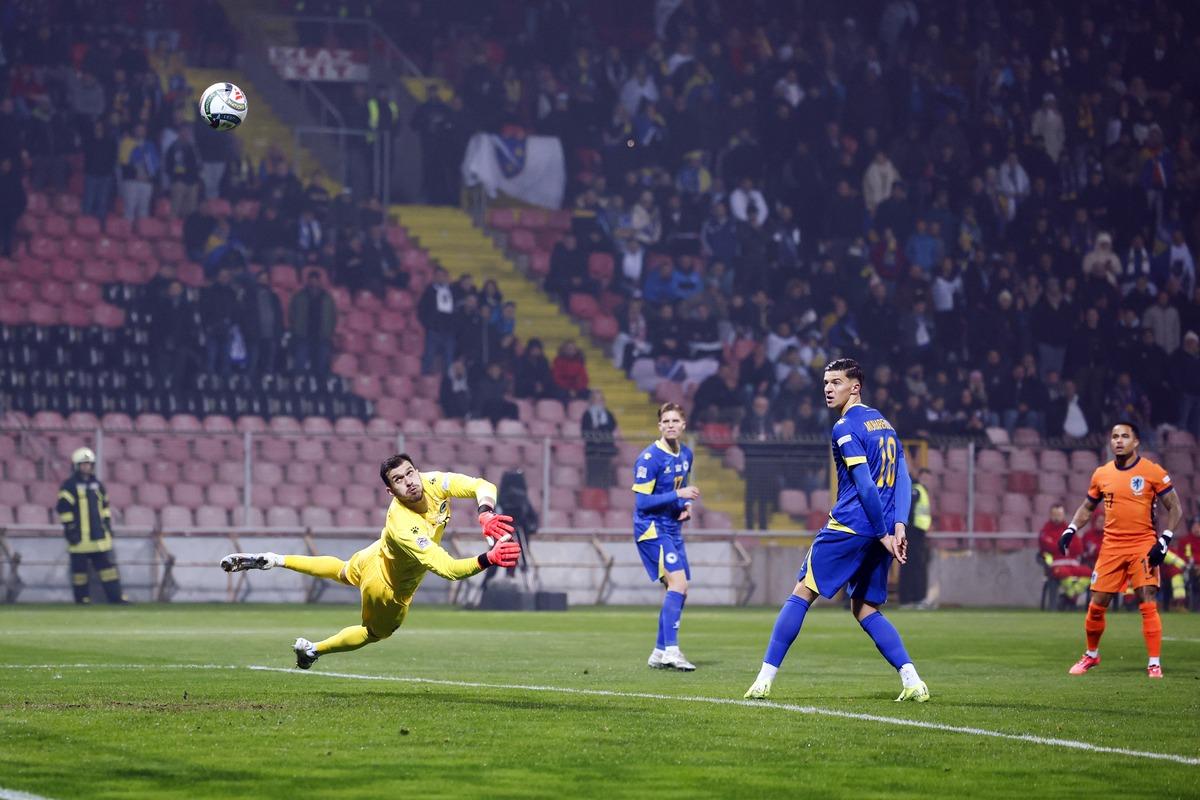 似于全球其 似于全球其