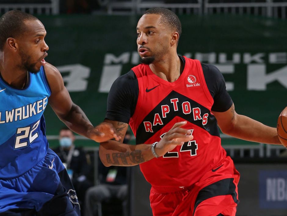 他穿着10 他穿着10