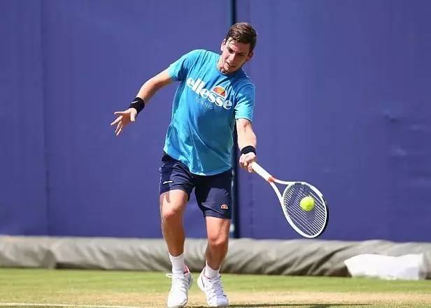 河牌当后位 河牌当后位